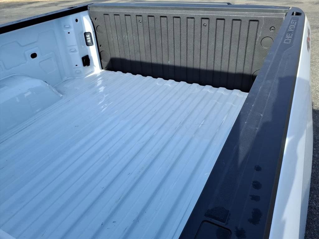 Used 2026 Chevrolet Silverado 1500 LT image 13