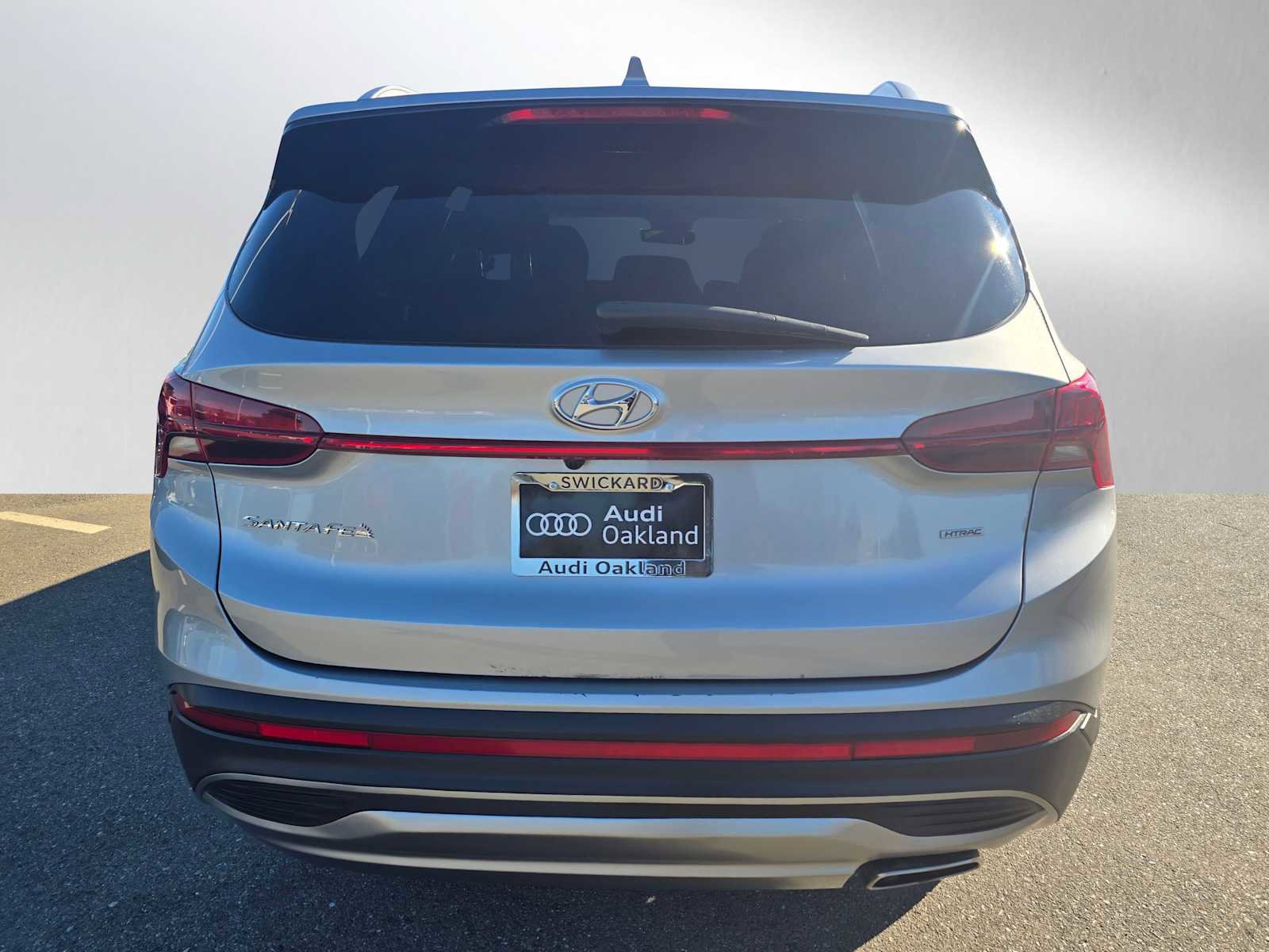 Used 2023 Hyundai Santa Fe SEL image 4