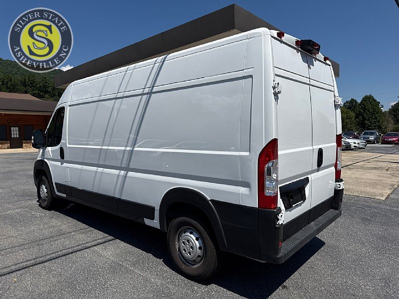 Used 2023 RAM ProMaster 2500 FWD image 4