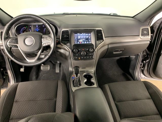 Used 2021 Jeep Grand Cherokee Laredo w/ Security & Convenience Group image 33