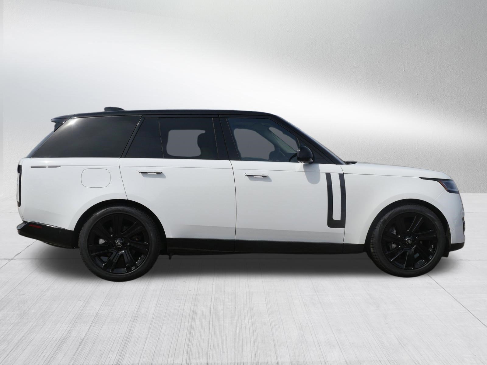 Certified 2023 Land Rover Range Rover SE AWD/4WD image 6