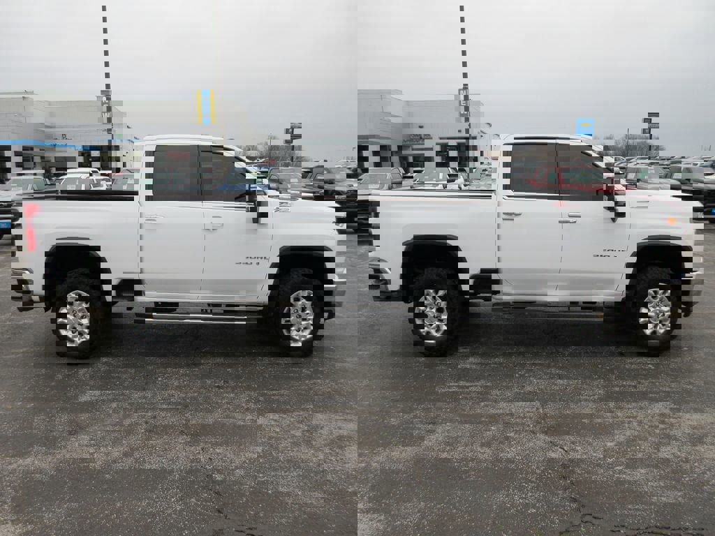 Certified 2022 Chevrolet Silverado 3500 LTZ w/ LTZ Convenience Package image 6