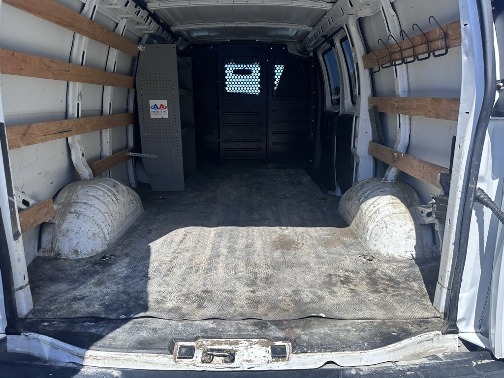 Used 2020 GMC Savana 2500 w/ Driver Convenience Package image 12