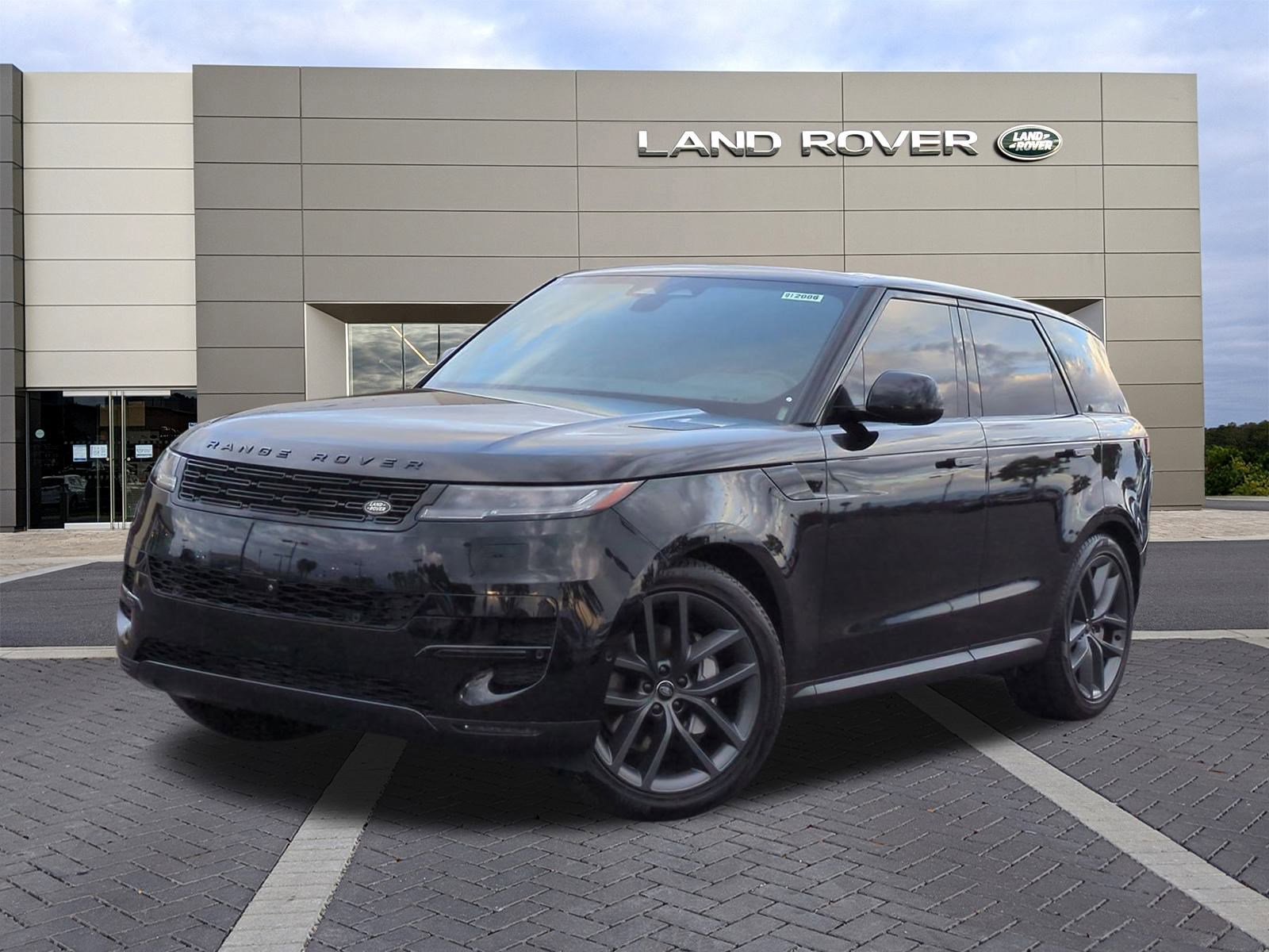 Used 2024 Land Rover Range Rover Sport SE