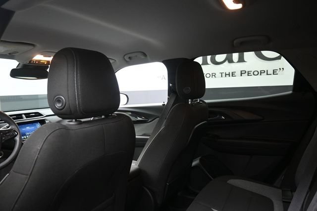 Used 2023 Chevrolet TrailBlazer LT w/ Convenience Package AWD/4WD image 24