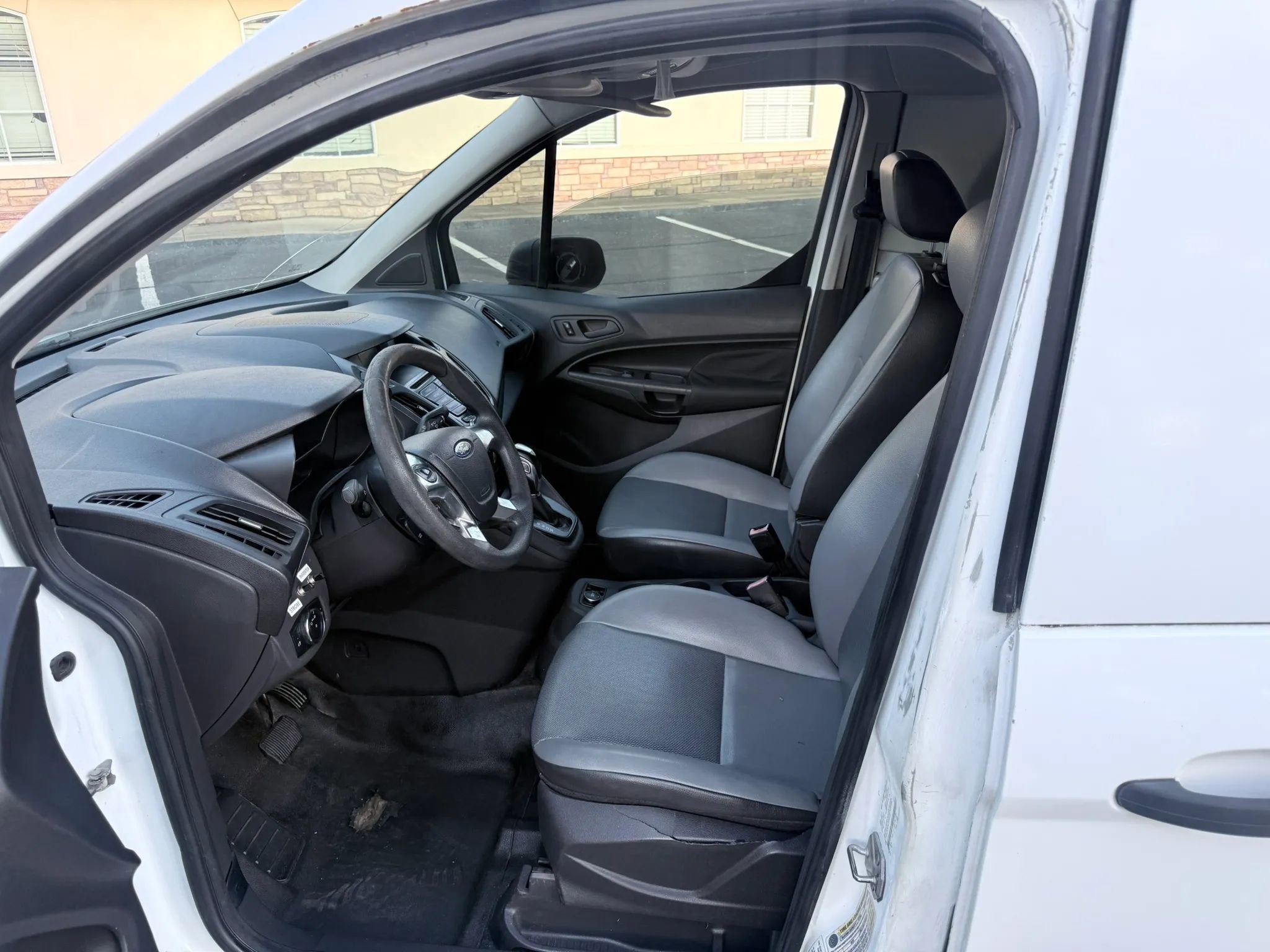 Used 2014 Ford Transit Connect XL FWD image 9