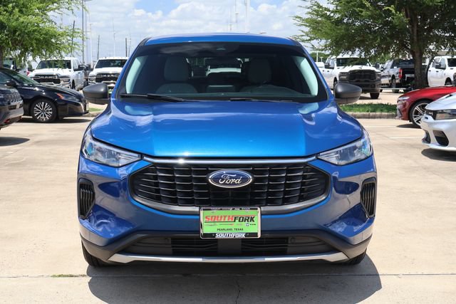 Used 2023 Ford Escape Active FWD image 2