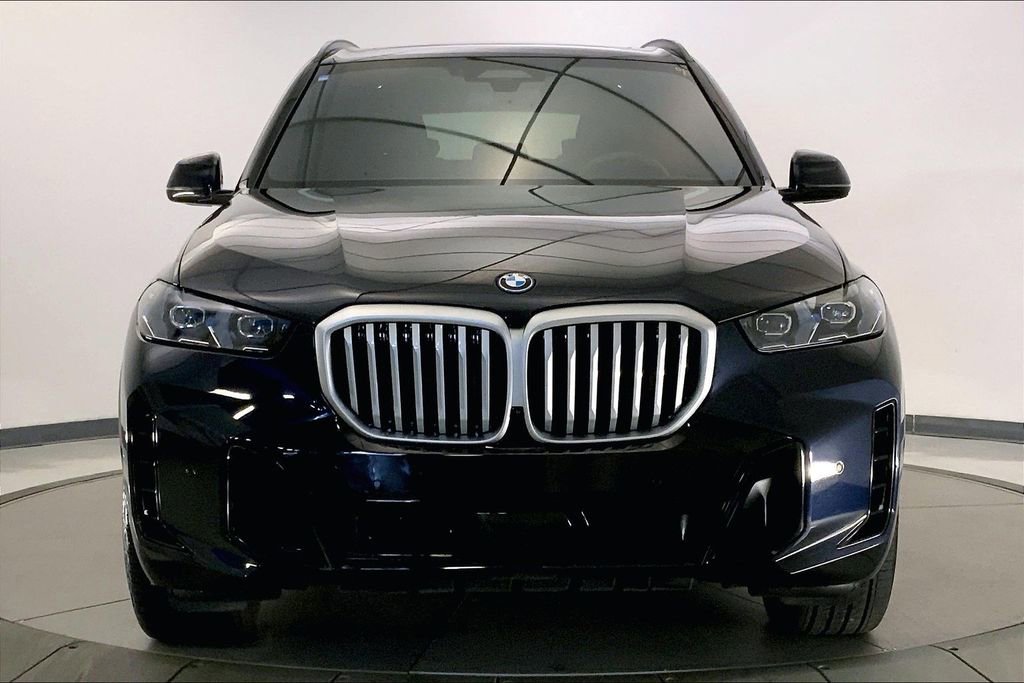 Certified 2026 BMW X5 xDrive50e w/ M Sport Package image 2