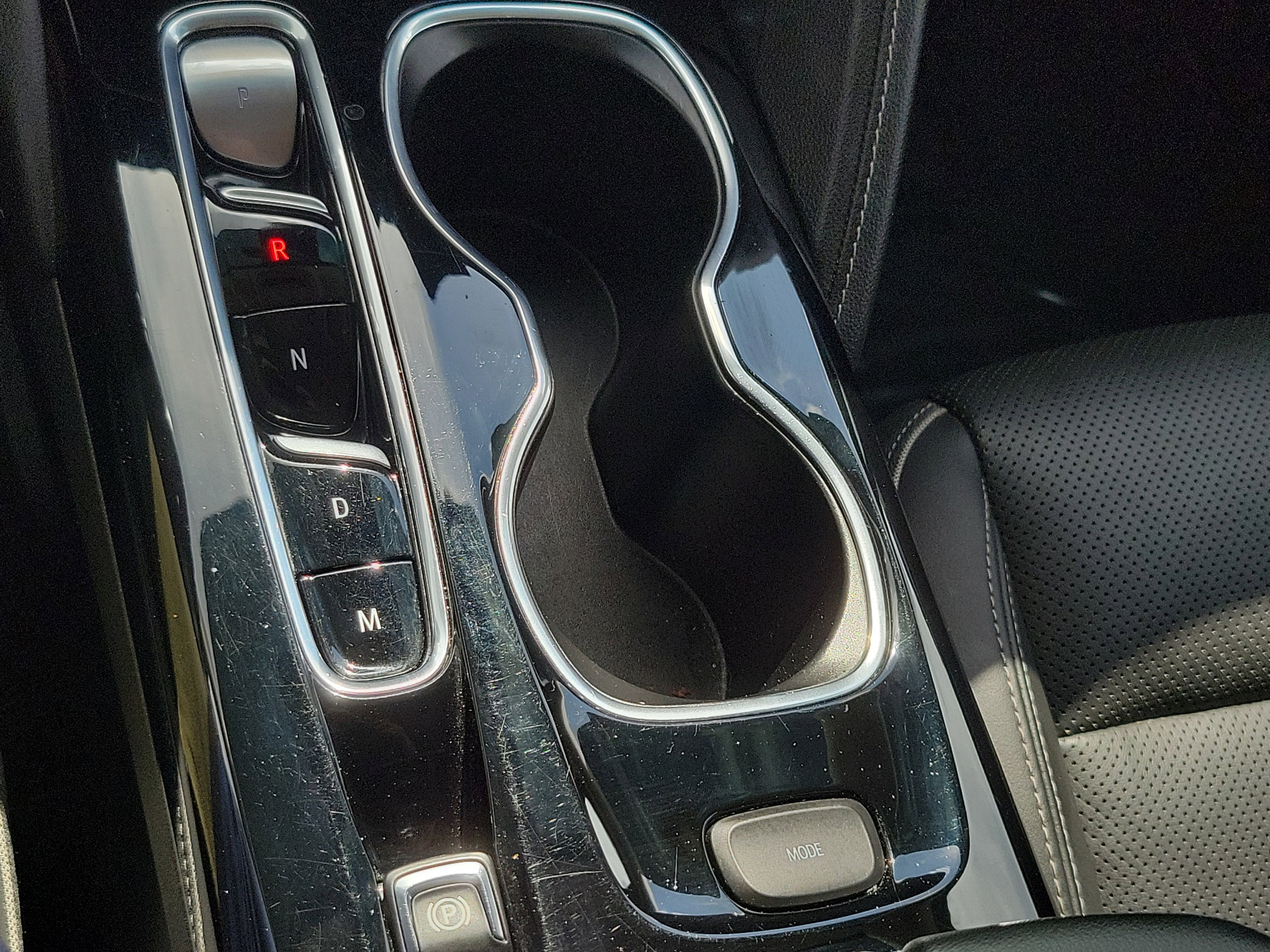 Used 2023 Buick Envision Essence image 28