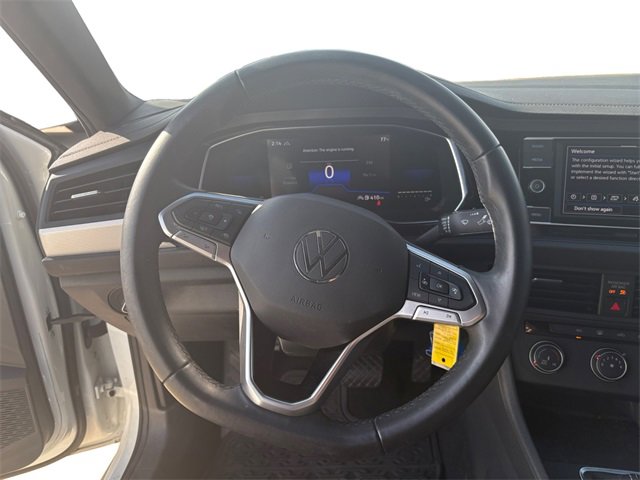 Used 2022 Volkswagen Jetta Sport image 12