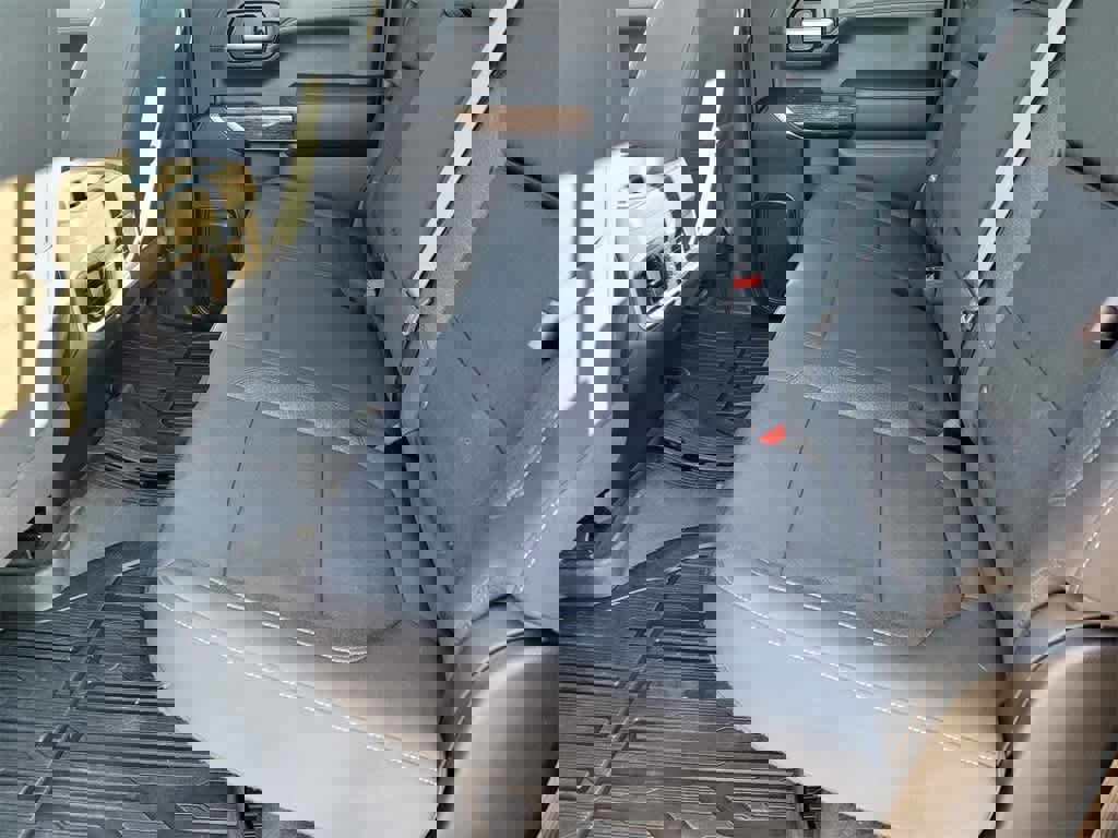 Used 2021 GMC Sierra 1500 Elevation w/ Preferred Package image 11