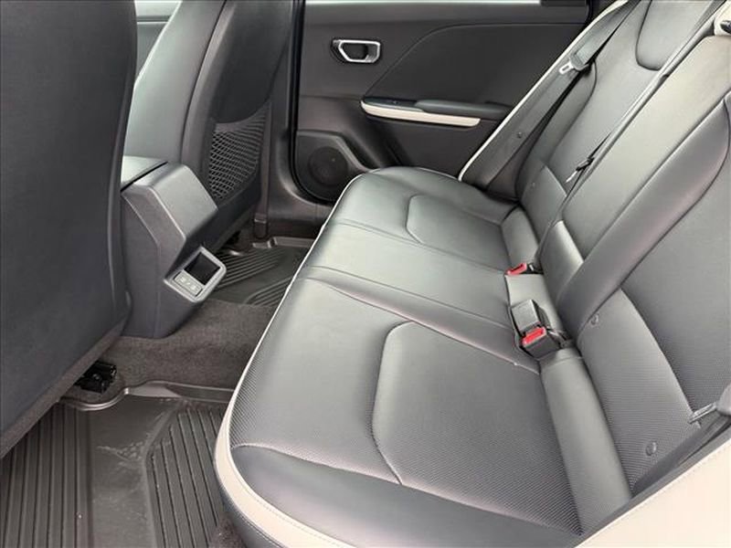 New 2026 Kia K4 GT-Line image 12