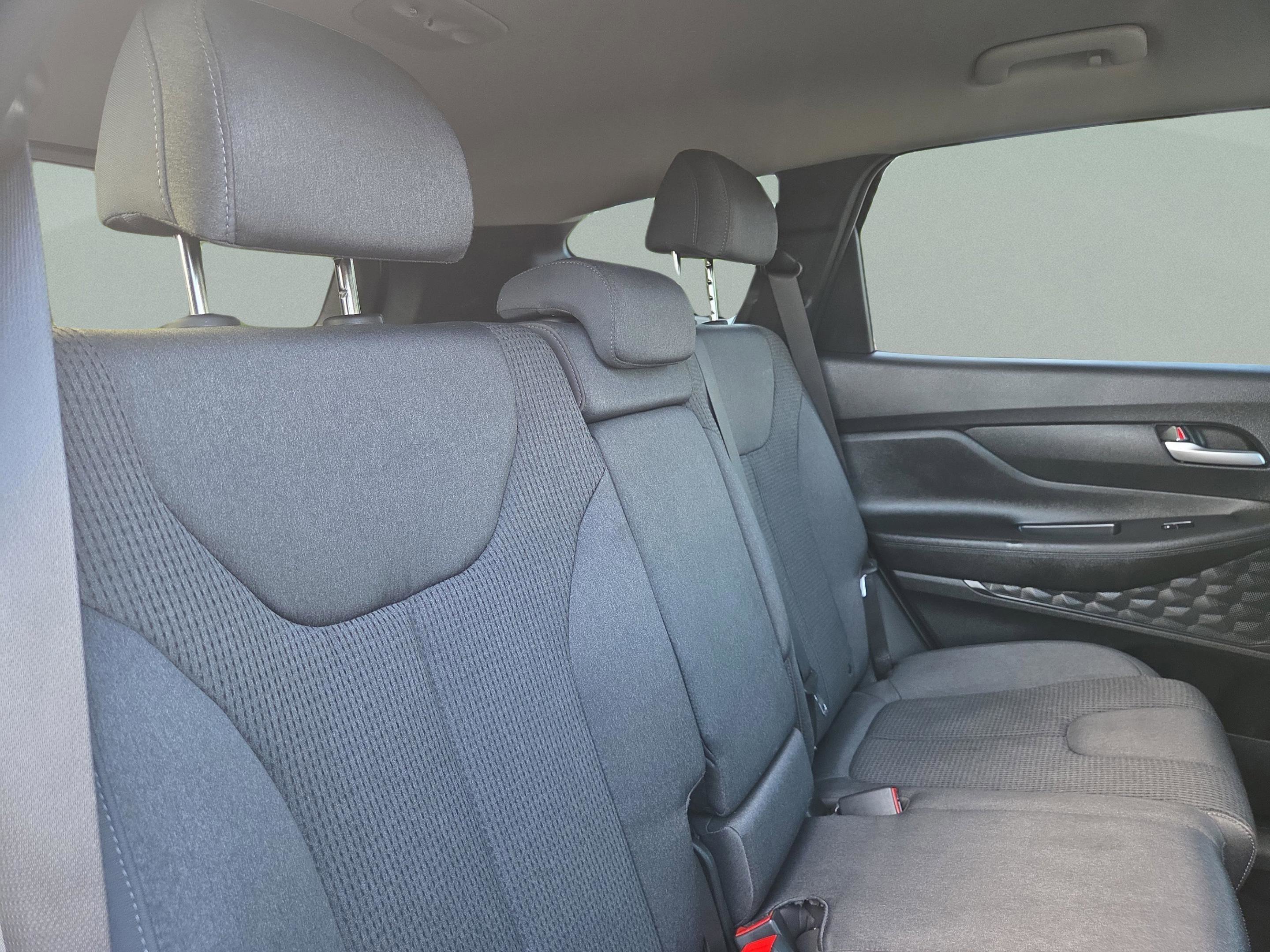 Used 2023 Hyundai Santa Fe SEL AWD/4WD image 34