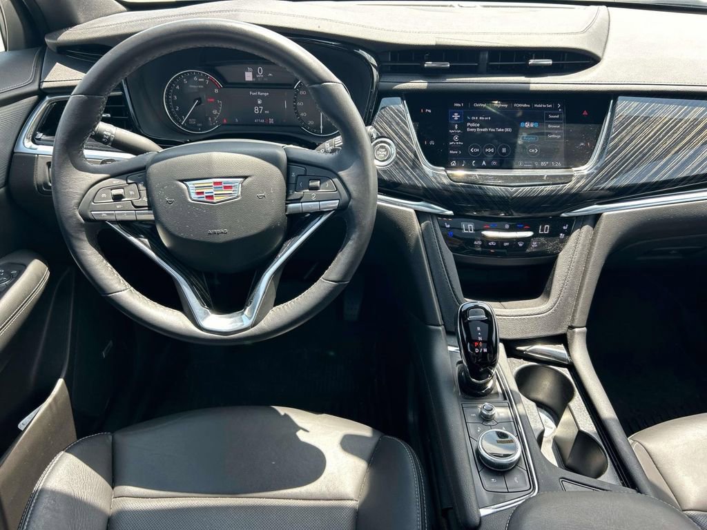 Certified 2023 Cadillac XT6 Premium Luxury AWD/4WD image 14