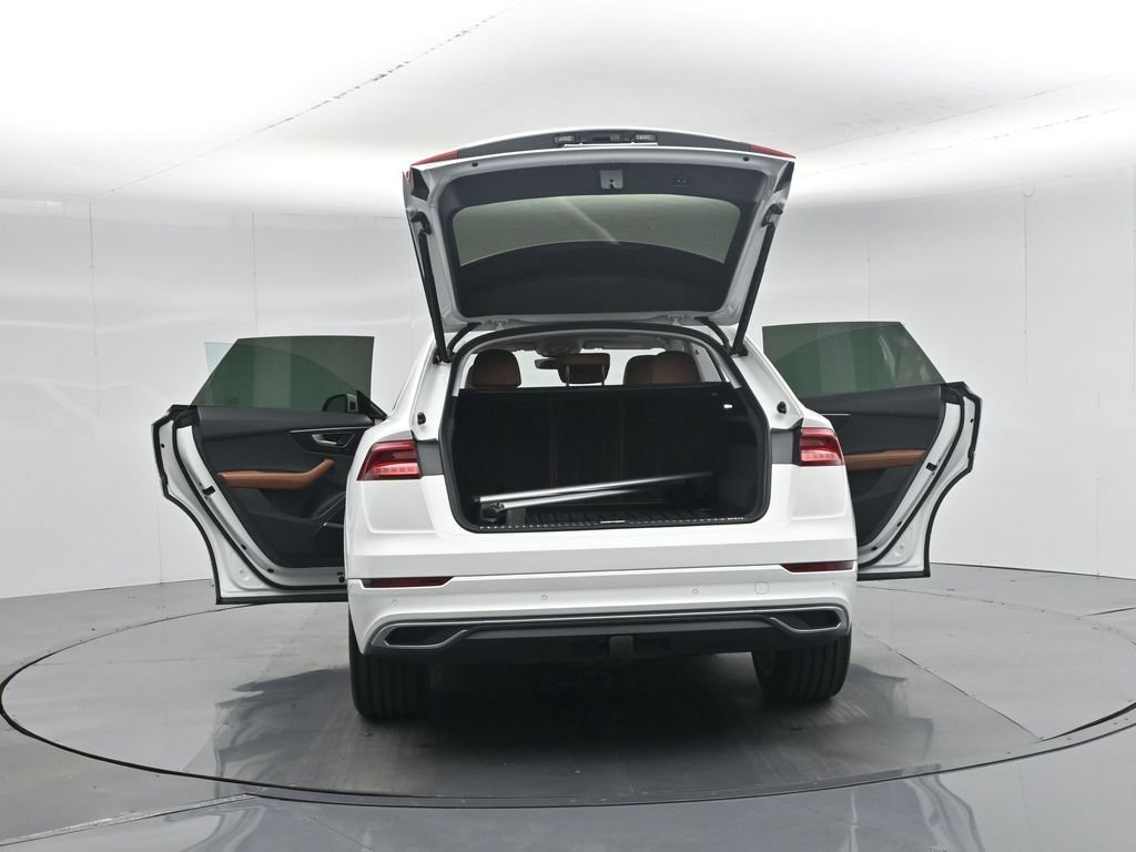 Used 2023 Audi Q8 Premium Plus image 34