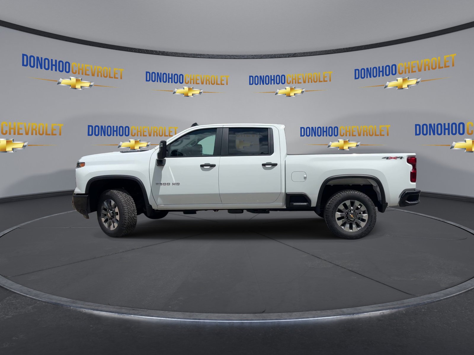 New 2026 Chevrolet Silverado 2500 Custom w/ Custom Value Package AWD/4WD image 5