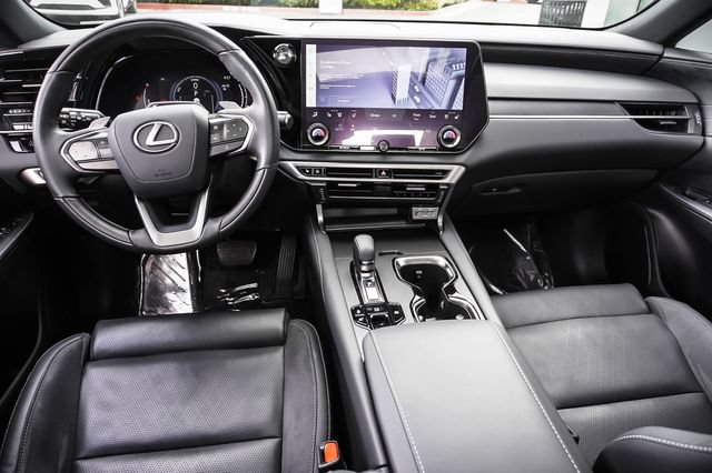 Certified 2023 Lexus RX 350 w/ Accessory Package (Z1) AWD/4WD image 19