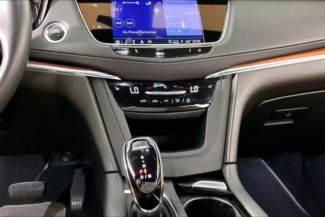 Used 2023 Cadillac XT5 Premium Luxury FWD image 8