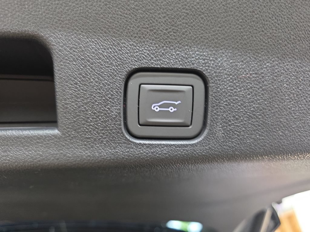 New 2026 Buick Enclave Sport Touring w/ Power Package AWD/4WD image 15
