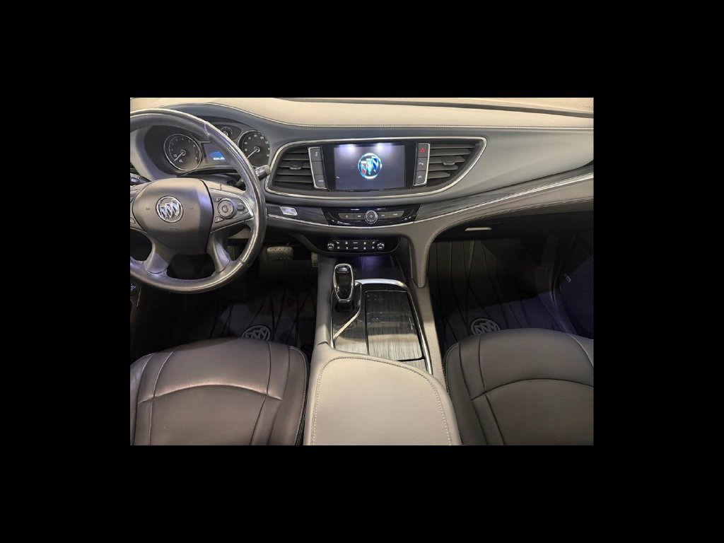 Used 2019 Buick Enclave Premium w/ Experience Buick Package FWD image 13