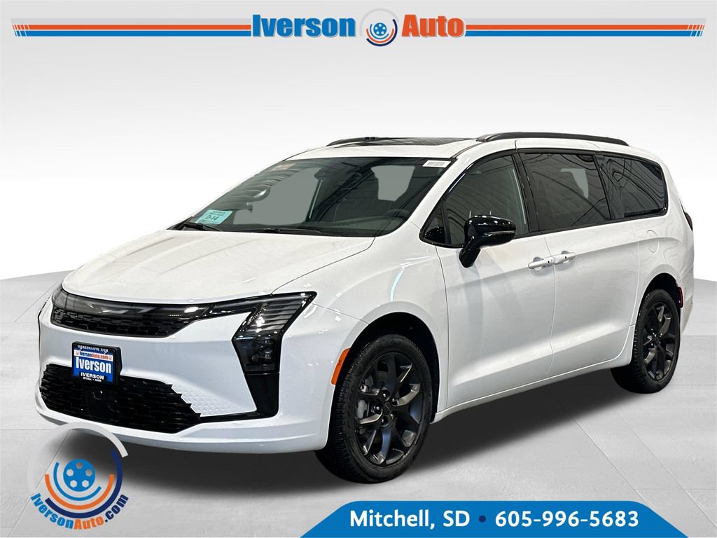 New 2027 Chrysler Pacifica Limited AWD/4WD image 3