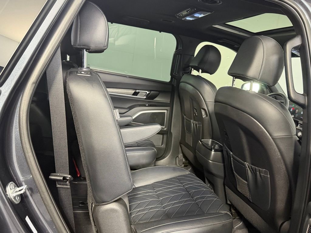 Used 2024 Kia Telluride EX X-Line image 31