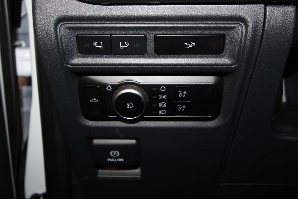 Used 2023 Ford F150 XLT w/ Equipment Group 302A High AWD/4WD image 9