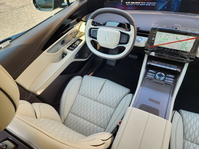 New 2026 Lincoln Nautilus Black Label w/ Jet Appearance Package AWD/4WD image 10