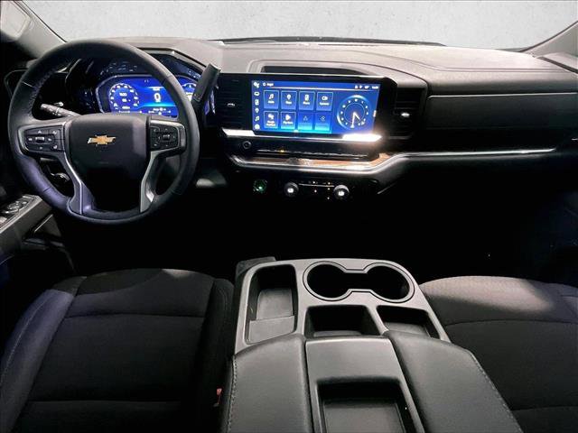 Used 2023 Chevrolet Silverado 1500 LT RWD image 16