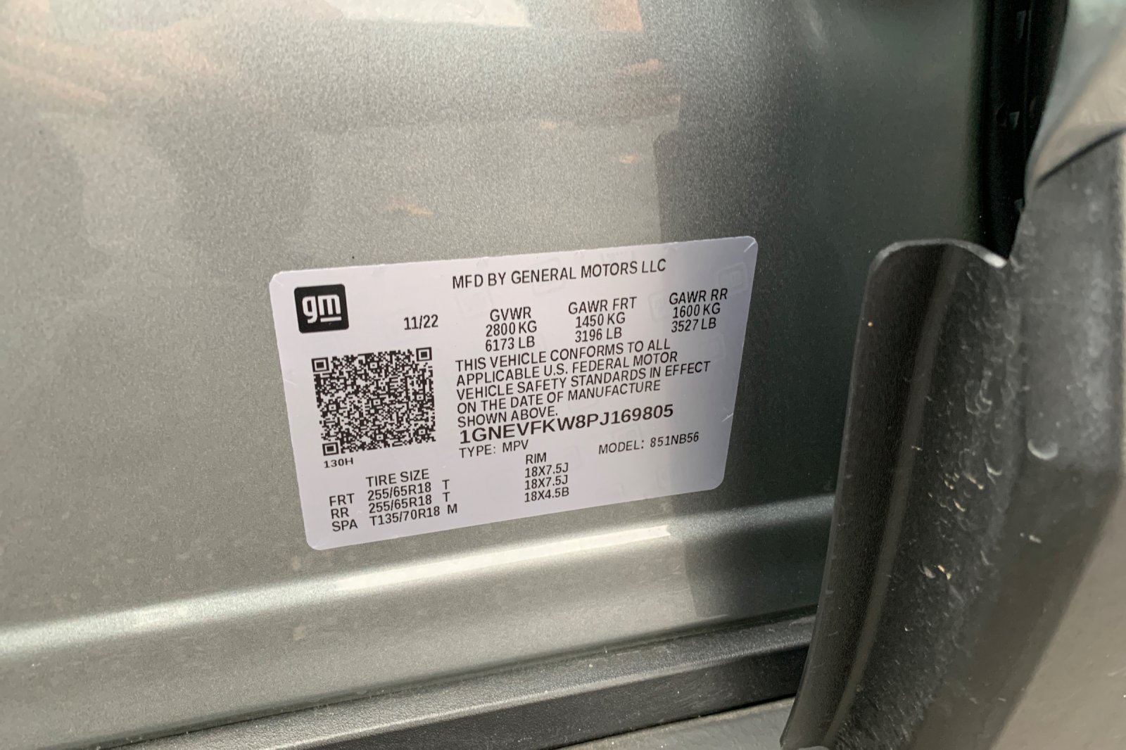 Used 2023 Chevrolet Traverse LS w/ Safety Package AWD/4WD image 39