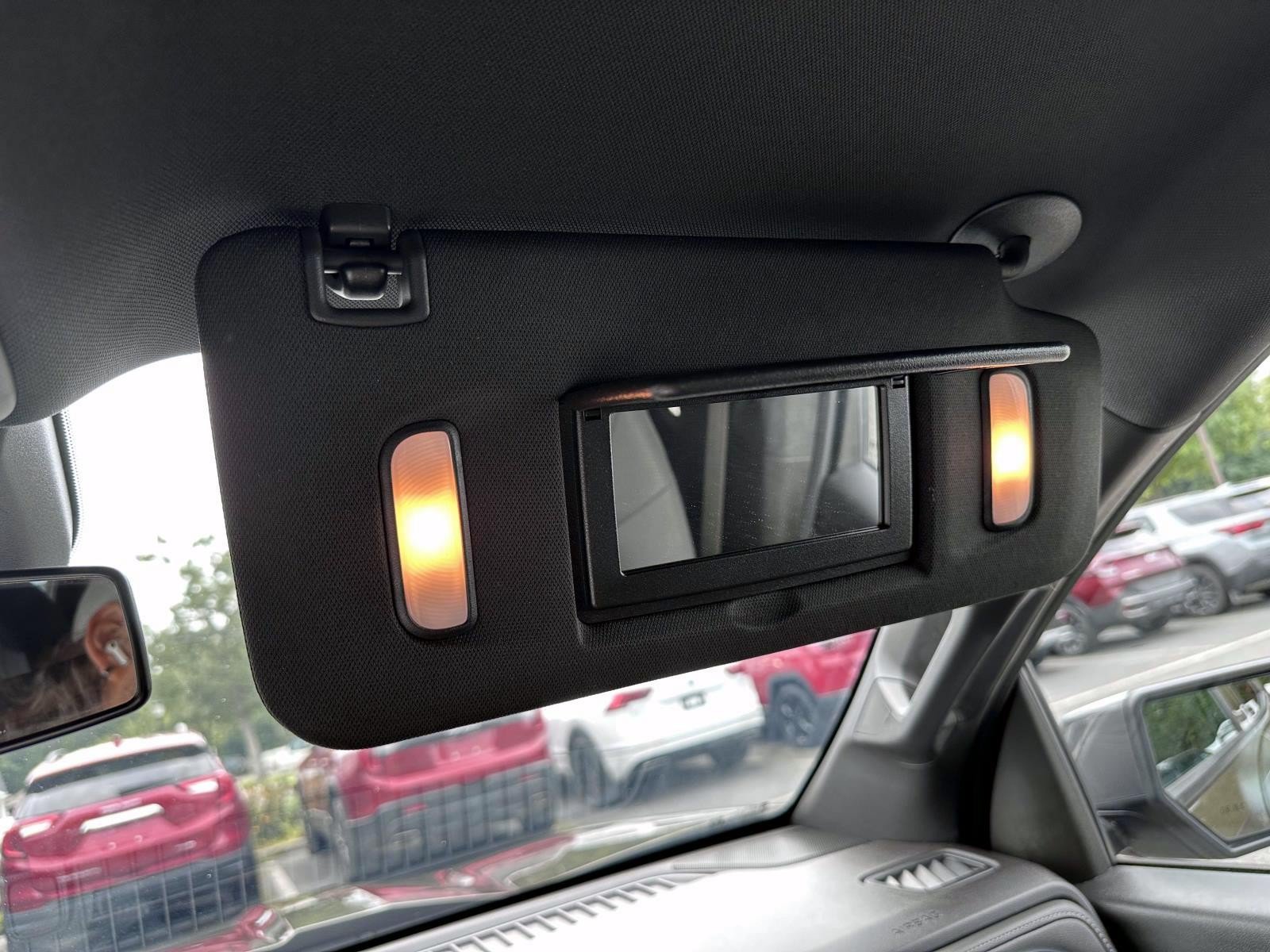 Used 2023 Chevrolet Colorado LT RWD image 27