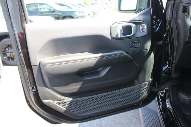 Used 2024 Jeep Gladiator Sport w/ Premium Package AWD/4WD image 21