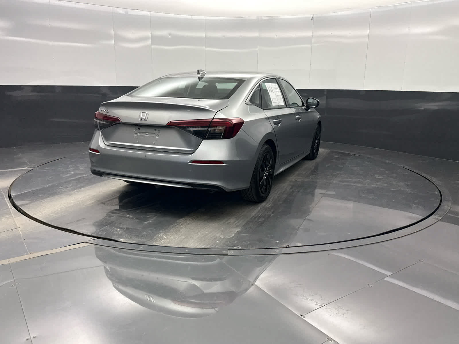 Used 2025 Honda Civic LX image 33