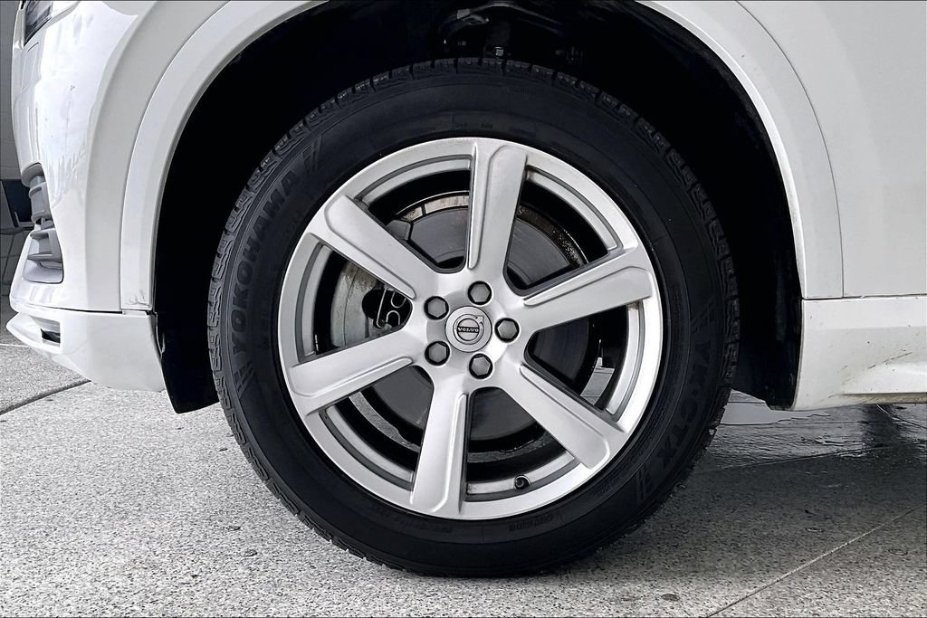 Used 2021 Volvo XC90 T5 Momentum w/ Advanced Package AWD/4WD image 10
