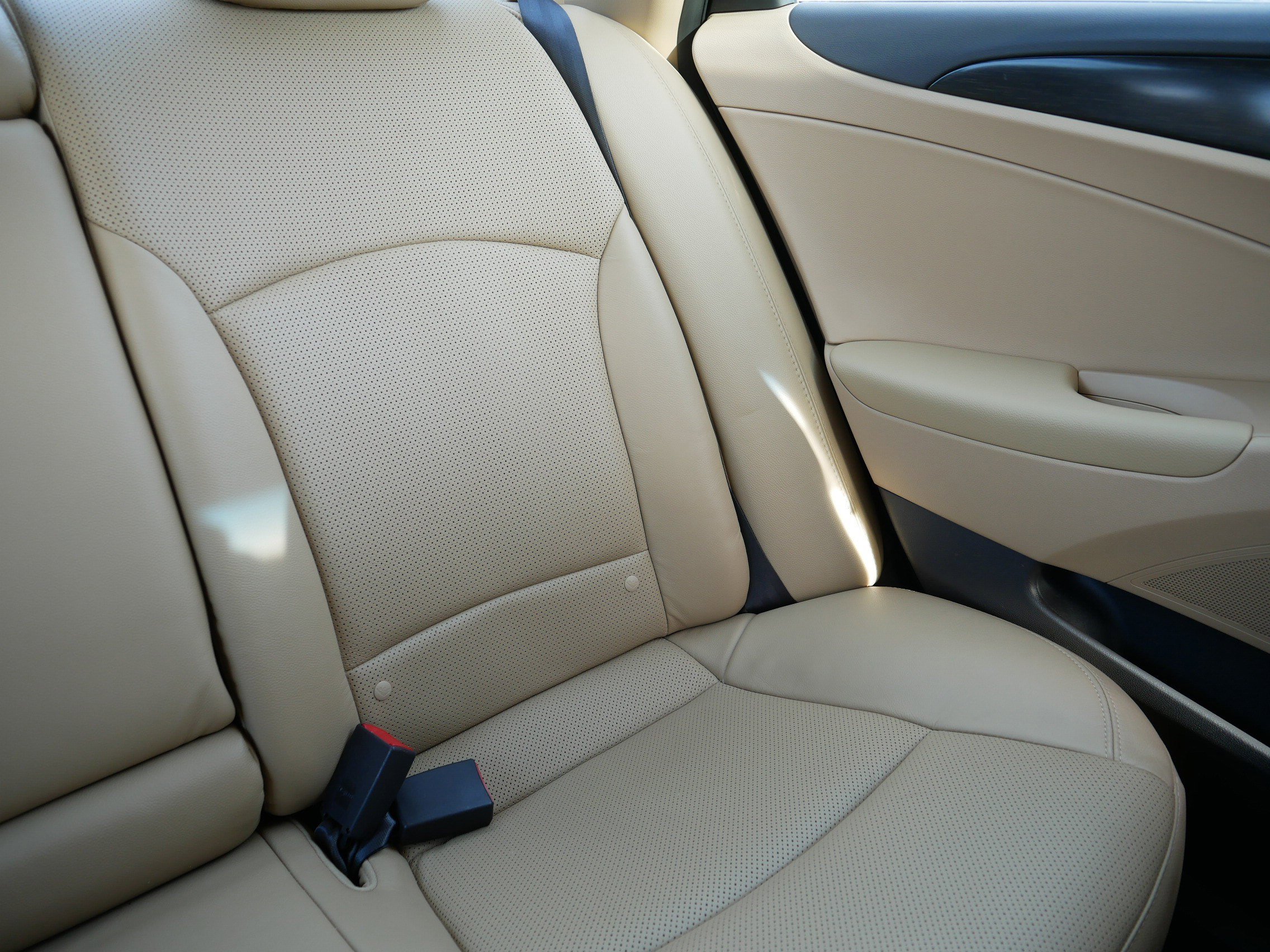 Used 2014 Hyundai Sonata Limited w/ Technology Package 05 image 14