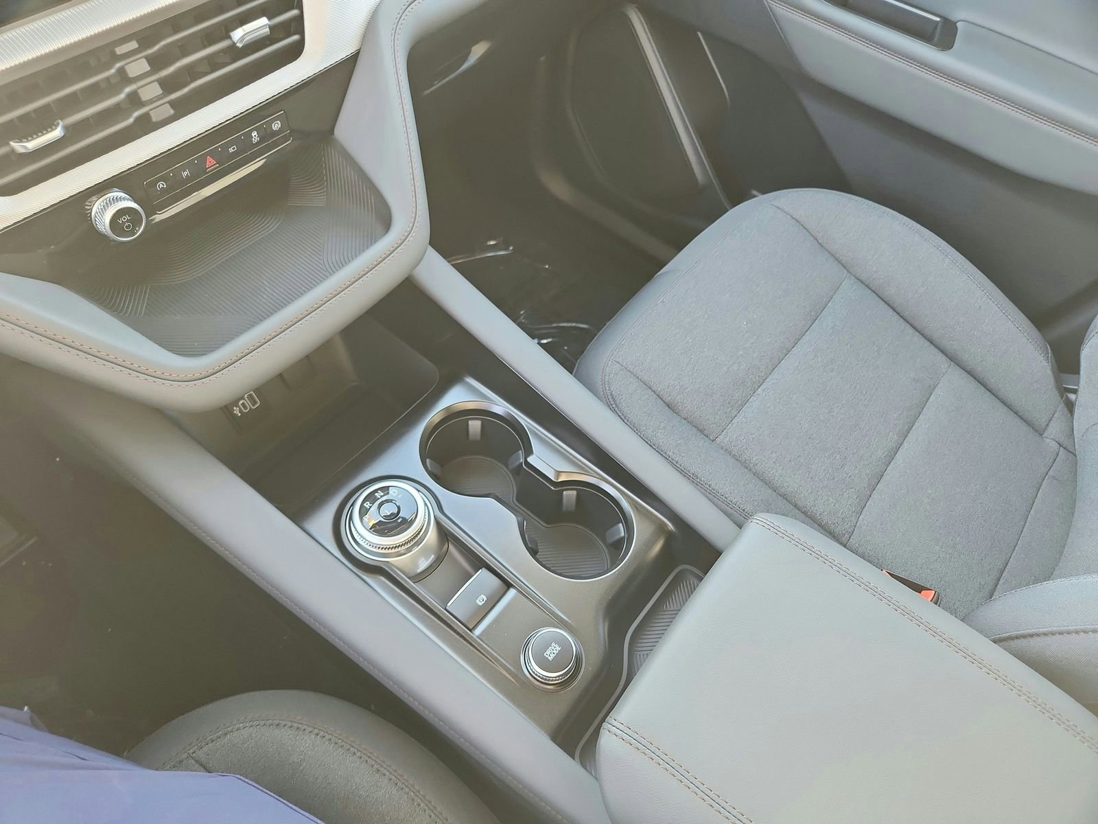 New 2026 Ford Explorer Active image 16