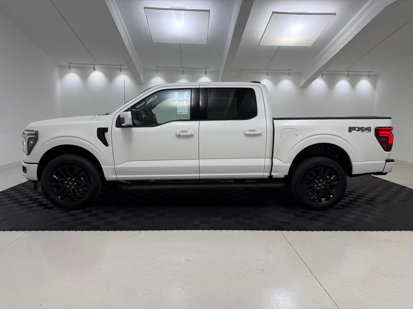 New 2026 Ford F150 Lariat w/ Equipment Group 502A High AWD/4WD image 4