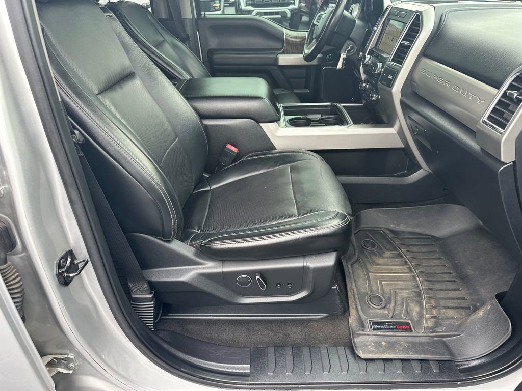Used 2018 Ford F250 Lariat w/ Lariat Value Package AWD/4WD image 13
