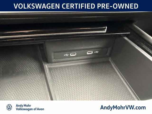 Used 2024 Volkswagen Atlas SE AWD/4WD image 30