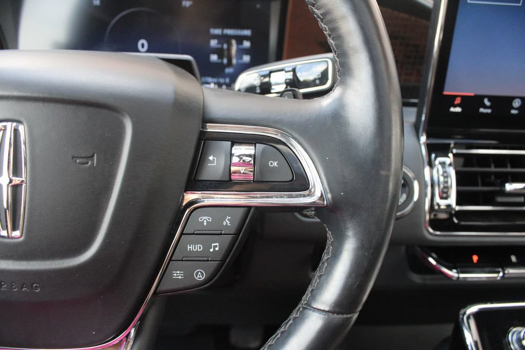 Certified 2023 Lincoln Navigator Black Label AWD/4WD image 12