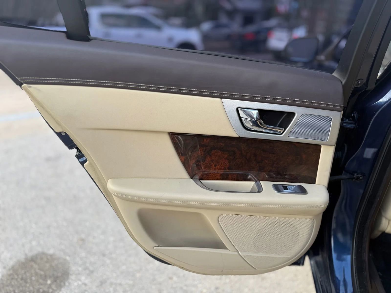 Used 2012 Jaguar XF Portfolio image 22