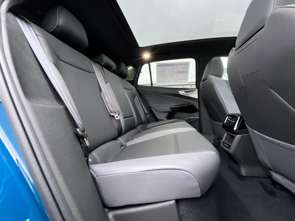 New 2026 Volkswagen ID.4 Pro S image 15