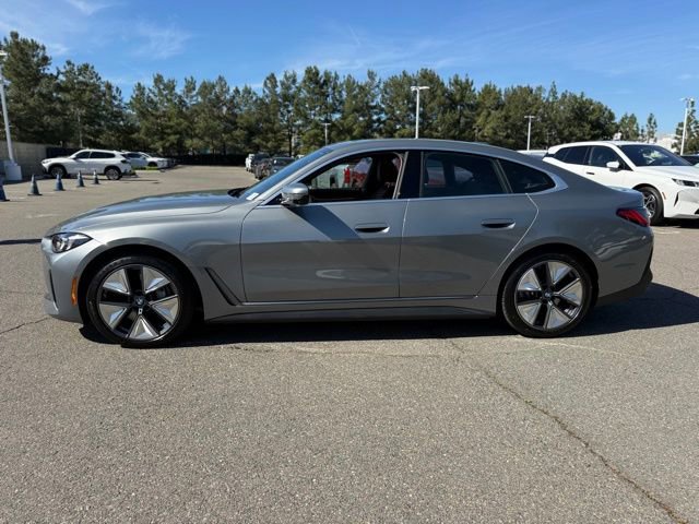 Used 2025 BMW i4 eDrive40 w/ Premium Package image 13