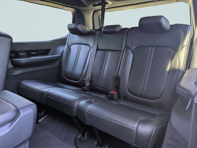 Used 2023 Jeep Grand Wagoneer 4WD w/ Convenience Group III image 15