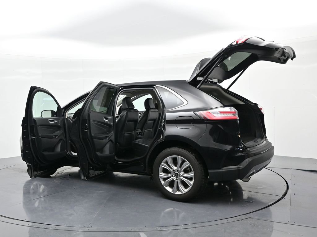 Used 2024 Ford Edge Titanium image 23