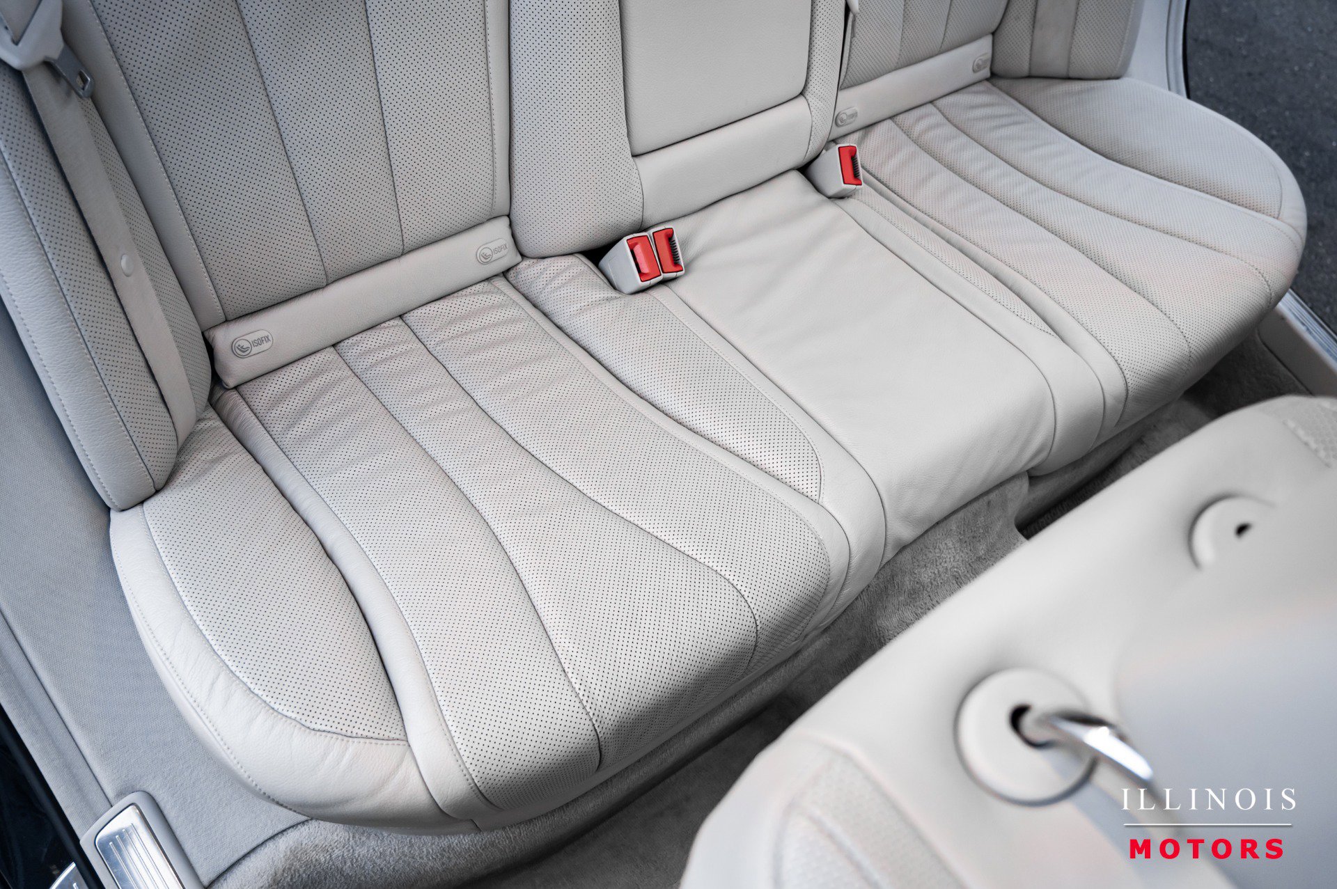 Used 2015 Mercedes-Benz S 550 Sedan w/ Premium 1 Package image 37