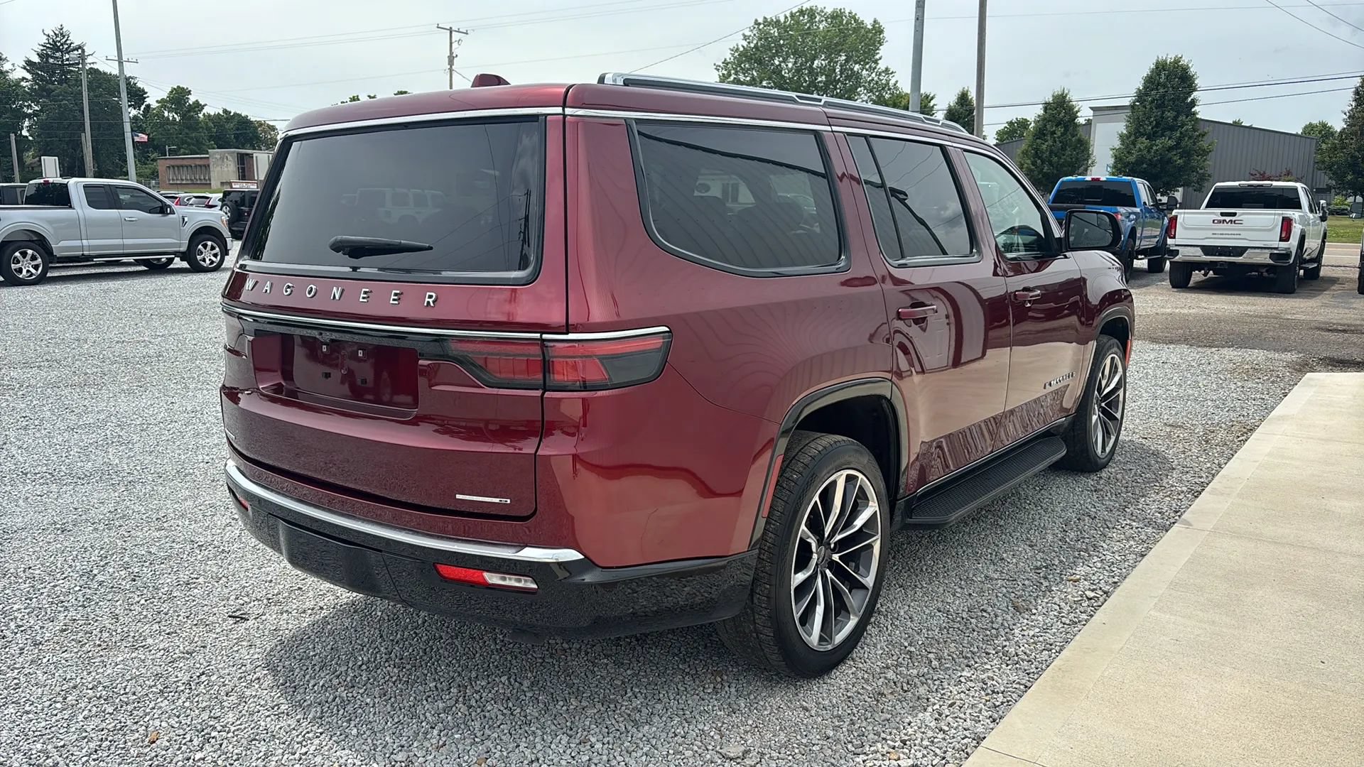 Used 2022 Jeep Wagoneer Series II w/ Premium Group I AWD/4WD image 5