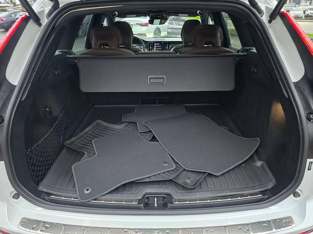 Used 2021 Volvo XC60 T5 Inscription w/ Advanced Package image 15