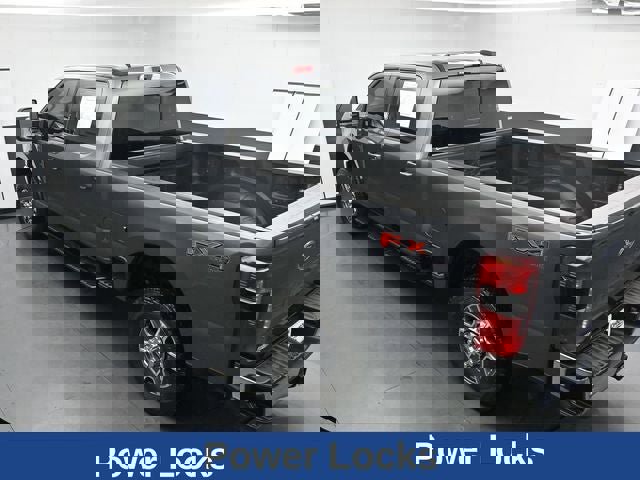 Used 2024 Ford F350 Lariat w/ FX4 Off-Road Package image 23