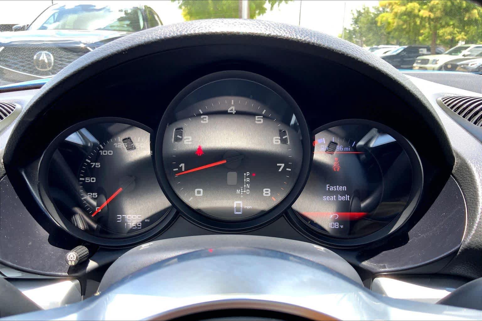Used 2018 Porsche 718 Cayman RWD image 20